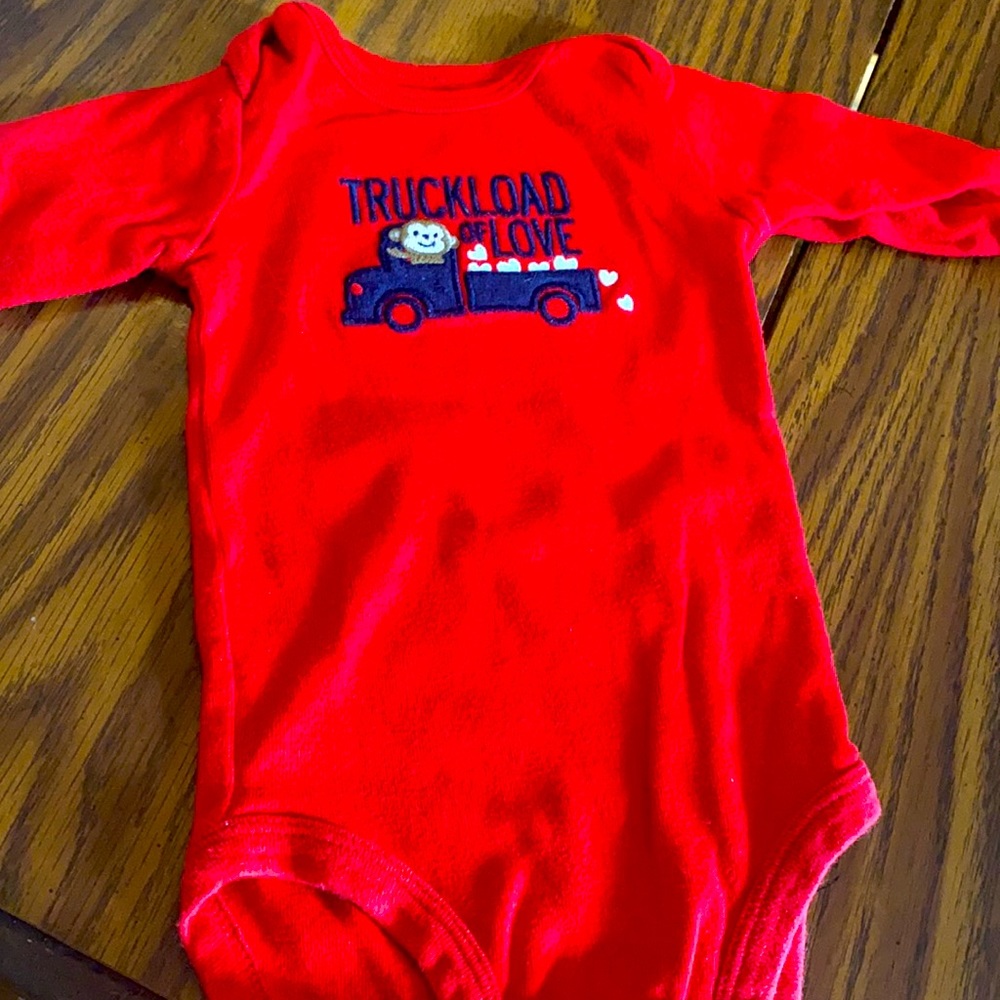 Boys Red Long-sleeve Onsie